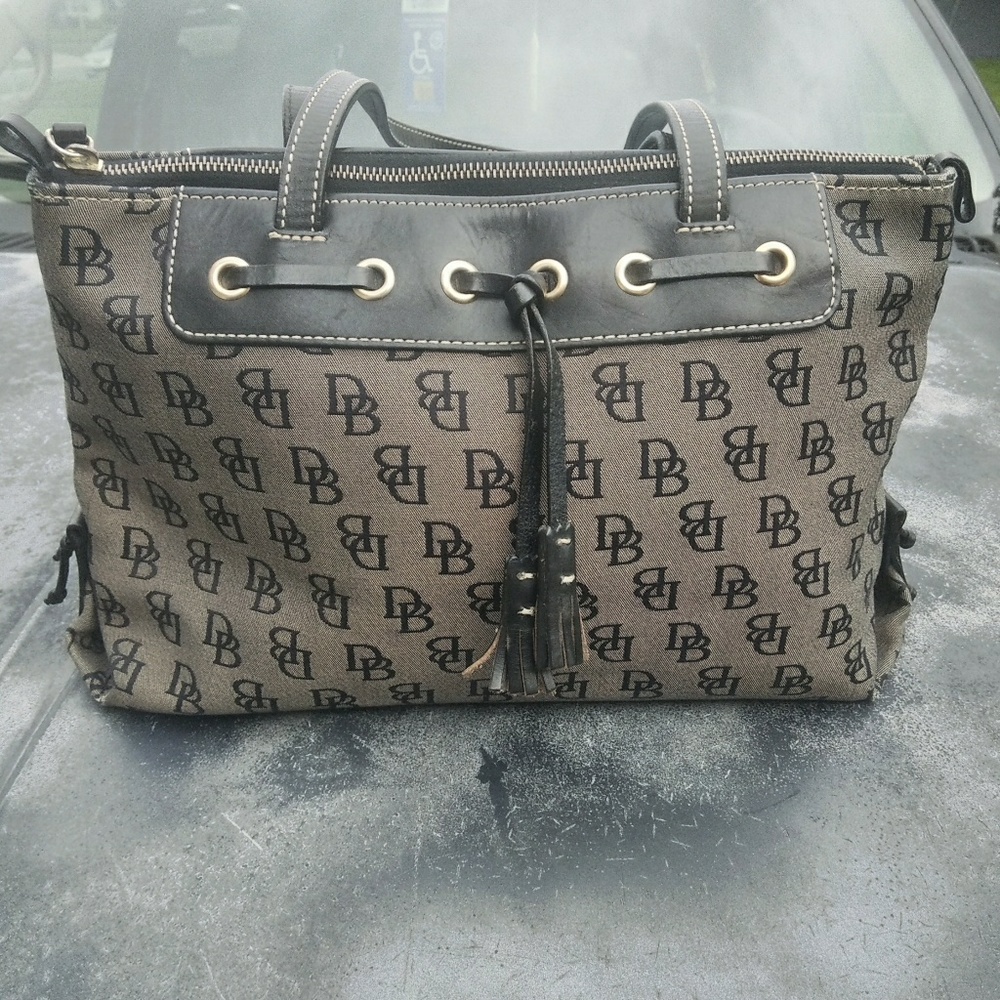 Dooney & Bourke Signature Bag